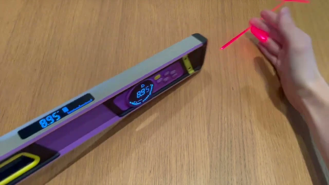 Цифровой уровень Ermenrich Verk LD60, с лазером | Ermenrich – видео распаковки